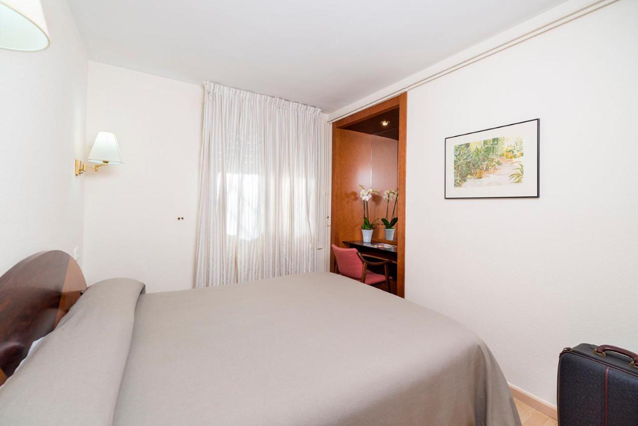 Apartamentos Guitart Lloret de Mar Exterior foto